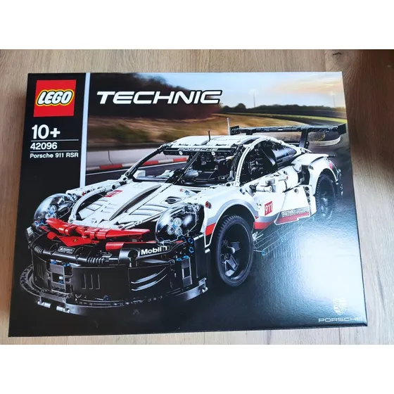 LEGO Technic 42096 Porsche 911 RSR