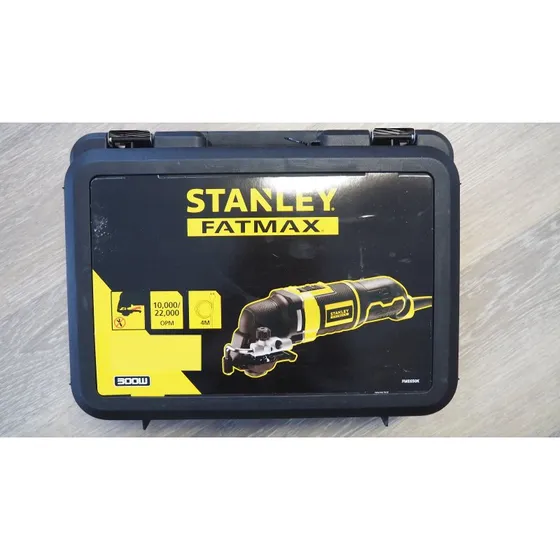 Stanley FatMax FME650K 300 W Oszillationswerkzeug im Koffer
