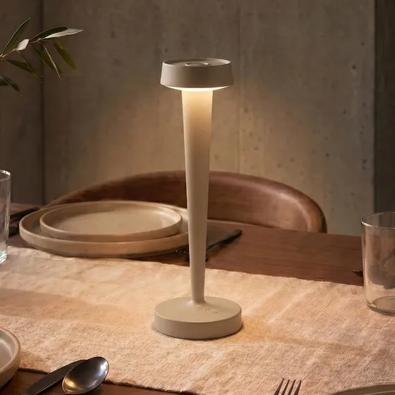 Lucande LED-Akku-Kerzenständer Lea, Vase, beige, 28 cm