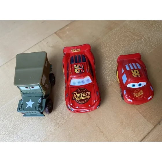 Mattel Disney Pixar Cars Radiator Springs 3er-Pack