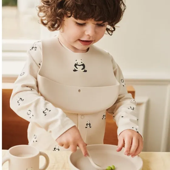 Liewood Ember Panda/Sandy Silikon-Lätzchen 2er Set