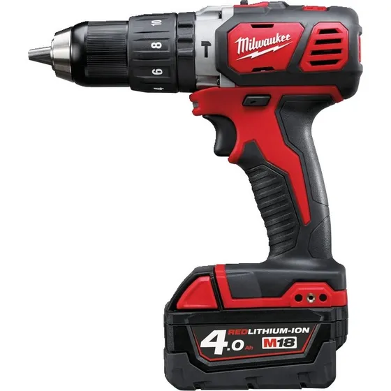 Milwaukee M18 BPD-402C 18 V 4 Ah Schlagbohrschrauber