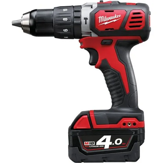 Milwaukee M18 BPD-202C 18 V 2 Ah Kompakt-Bohrhammer