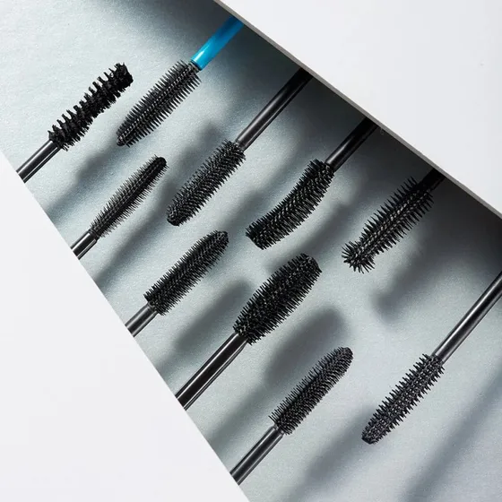 Eveline 4D Wimpernverlängerung Mascara, Volume & Schwarz
