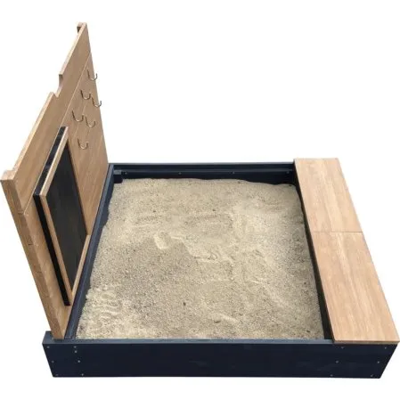 AXI Mandy Sandkasten 100x90 cm grau/braun mit Bank, Deckel & Kreidetafel