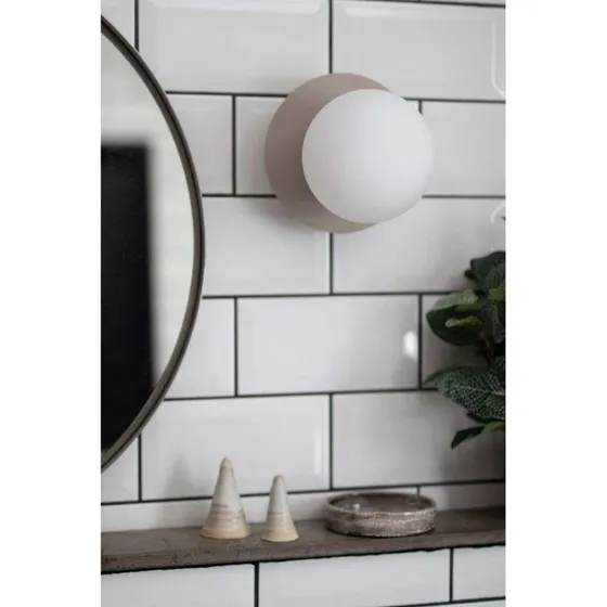 Globen Lighting Art Deco Wand-/Deckenleuchte Weiß IP44