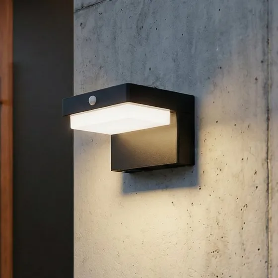 Lindby Eleazer LED-Solarwandleuchte mit Sensor, Schwarz, Aluminium