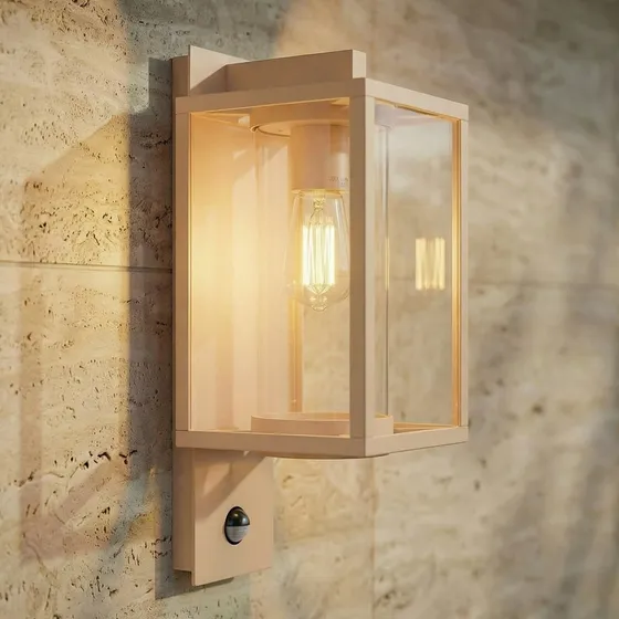 Lucande Außenwandleuchte Ferda, Sensor, Beige, Aluminium