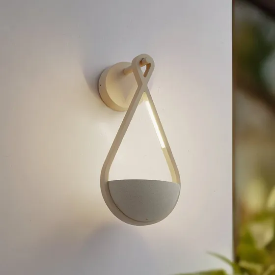 Lucande Florka LED-Außenwandleuchte mit Blumenampel, Beton, IP54