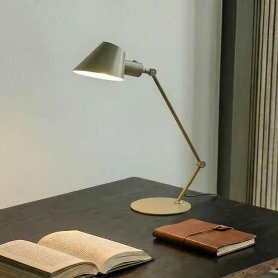 Lindby Tischleuchte Corali, Hellgrün, Metall, 64cm