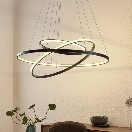 Lucande LED-Pendelleuchte Ezana, Schwarz, Ø 80cm