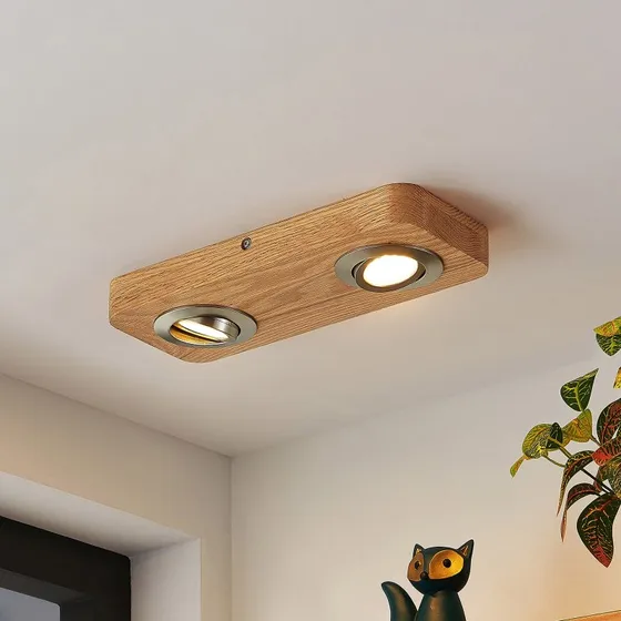 Lindby Mikari LED-Deckenleuchte aus Eichenholz, 2-flammig, schwenkbar