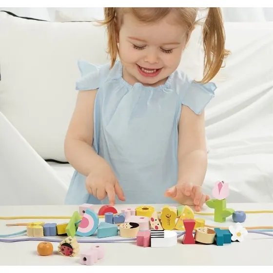Classic World Fädelkette Holzfiguren mit 73 Teilen