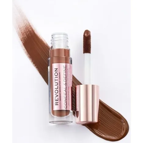 Makeup Revolution Conceal & Define C4