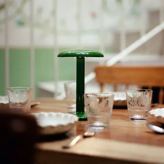 Flos Gustave LED-Tischleuchte Akku - Grün