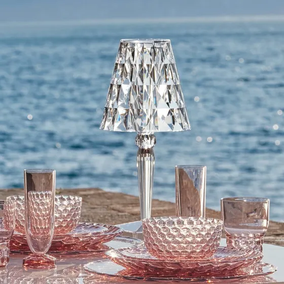 Kartell Big Battery LED-Tischleuchte IP54, transparent