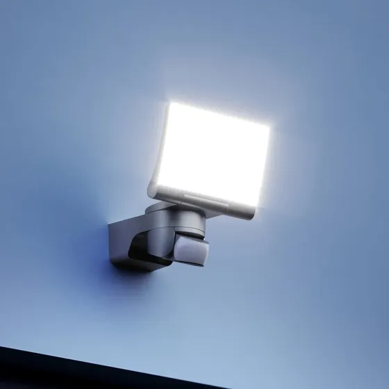 STEINEL XLED Home 2 S LED-Sensor-Außenstrahler, Anthrazit