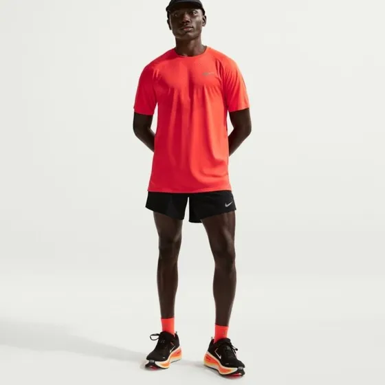Nike Stride Dri-FIT 5-Inch Brief-Lined Shorts Schwarz S