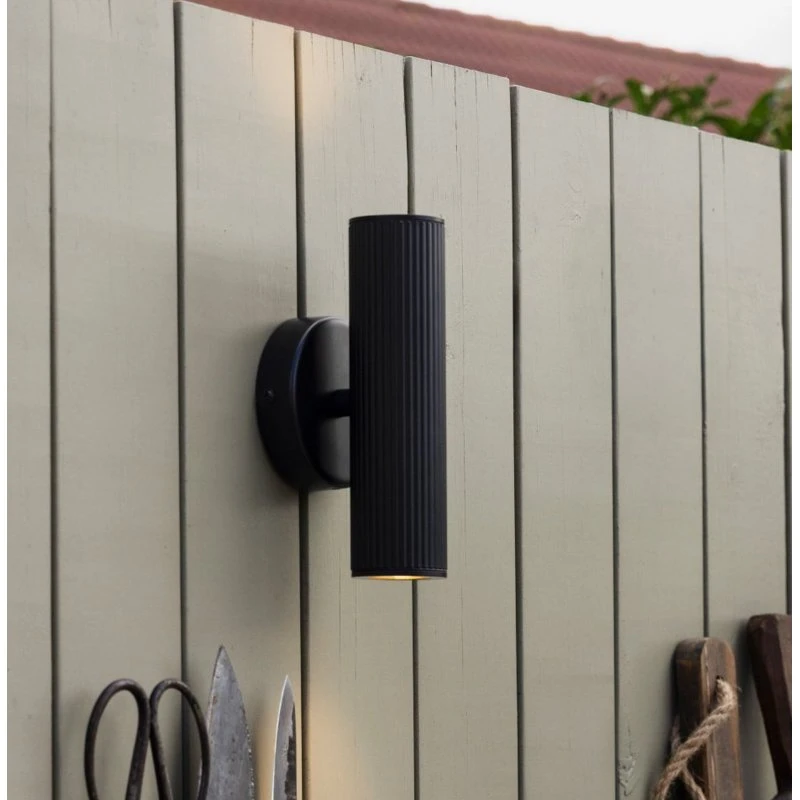 Globen Lighting Wandlampe Hubble, Schwarz, 21 cm, IP44