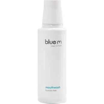 blue®m Fluoridfreie Mundspülung, 250 ml, Blau