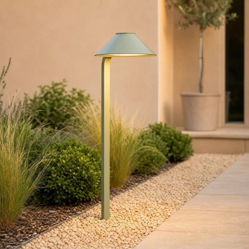 Lindby LED-Erdspießleuchte Capelo, hellgrün, 78 cm, IP65