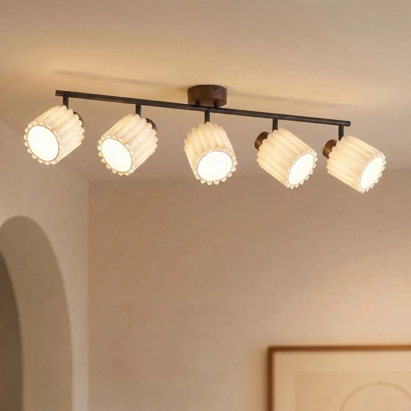 Lindby Deckenstrahler Shiloh, 5-flammig, Walnuss/Beige