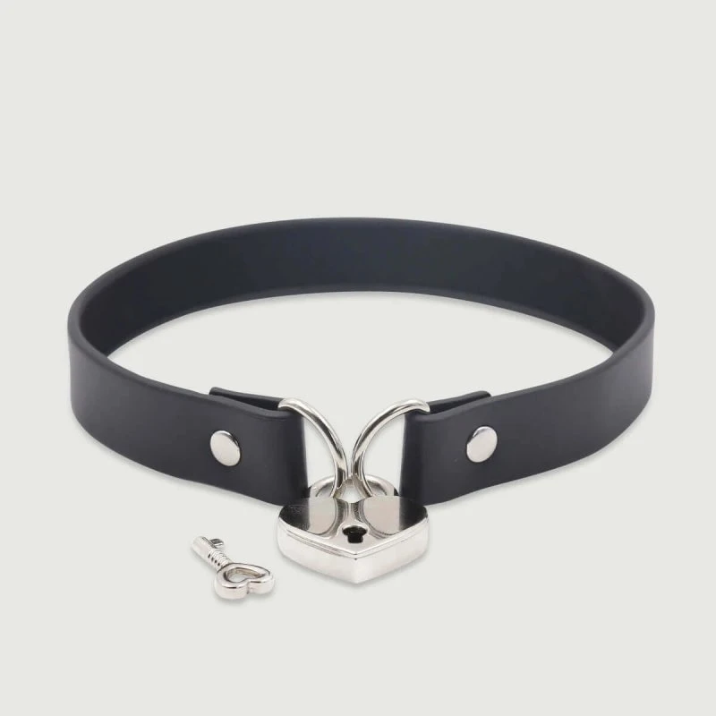 Lederhalsband mit Herzschloss und Schlüssel - Schwarz
