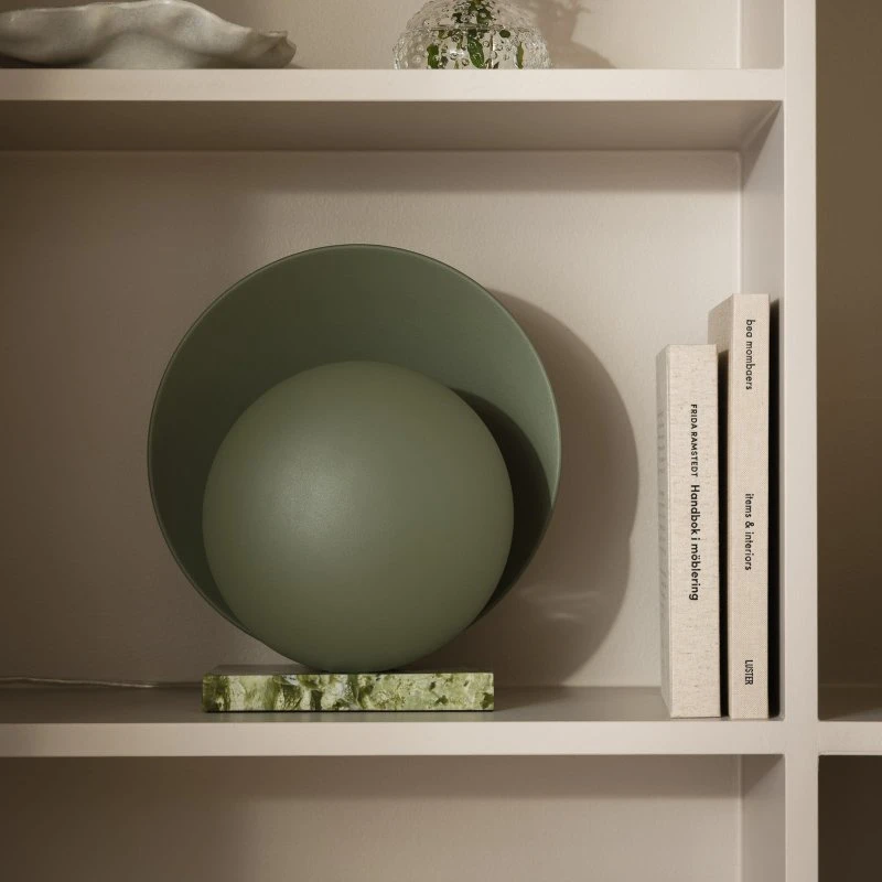 Globen Lighting Tischleuchte Orbit, Moosgrüner Marmor, 32 cm