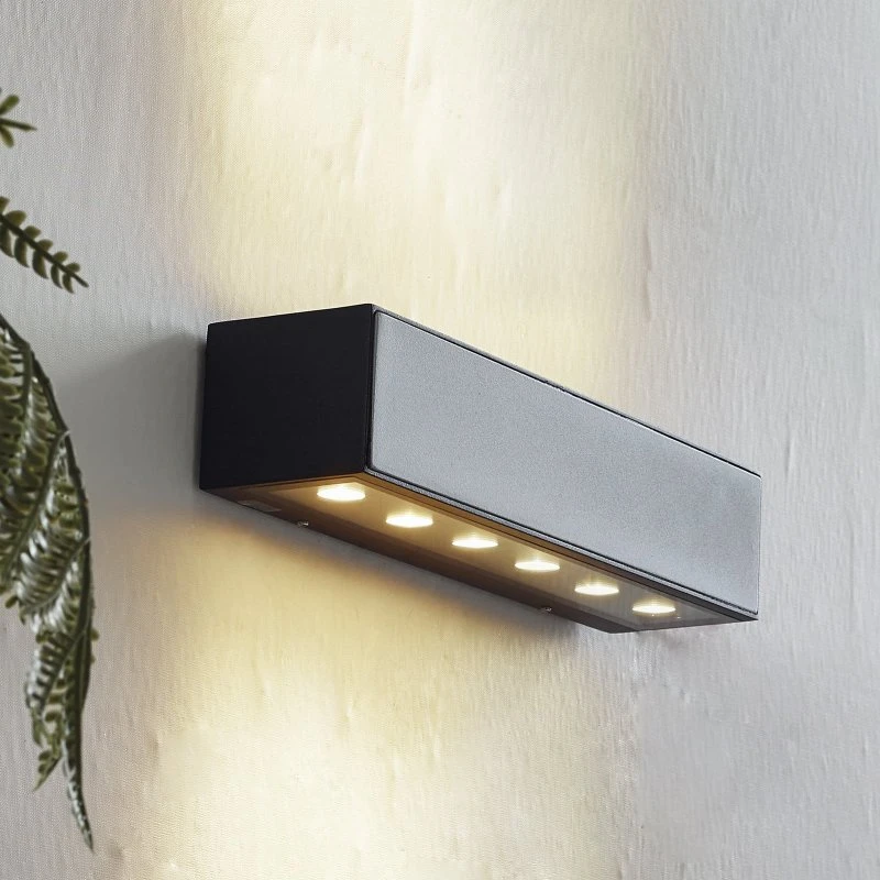 Lucande Selim LED-Außenwandleuchte, 30 cm, Schwarz, Aluminium