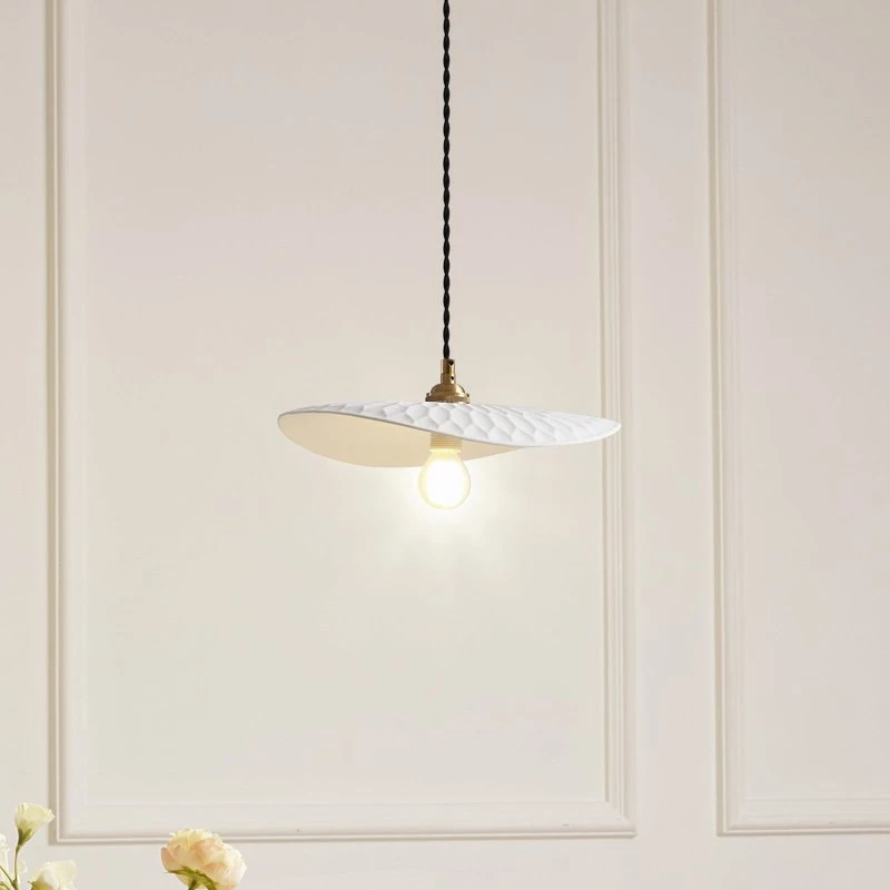 Lindby Pendelleuchte Annira Weiß/Messing, Keramik, Ø 29 cm