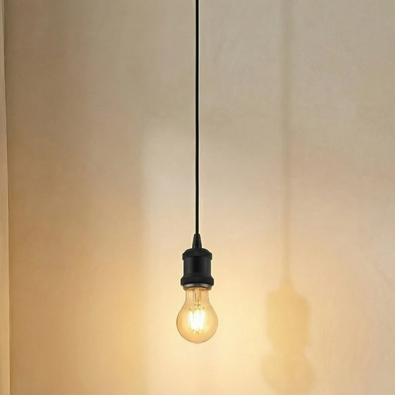 Lindby Pendelleuchte Hattie, E27, Schwarz, Ø 5 cm