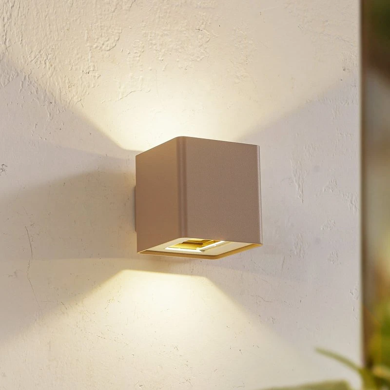 Lucande Aaron LED-Außenwandleuchte, beige, IP54, Up/Down