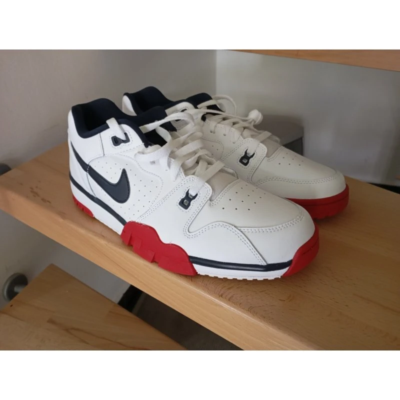 Nike Cross Trainer Low Weiß Rot Marineblau
