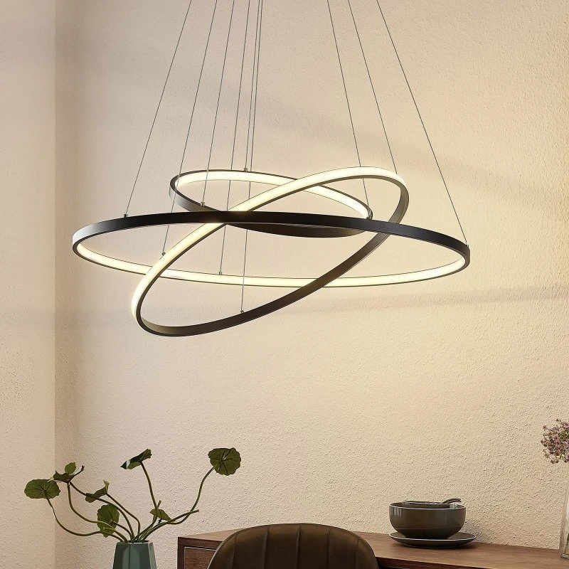 Lucande LED-Pendelleuchte Ezana, Schwarz, Ø 80cm