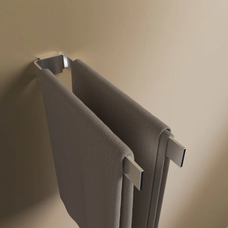 TRESKO Zweiarmer Handtuchhalter Silber