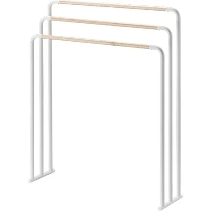 Yamazaki Plain White Handtuchhalter aus Stahl & Esche