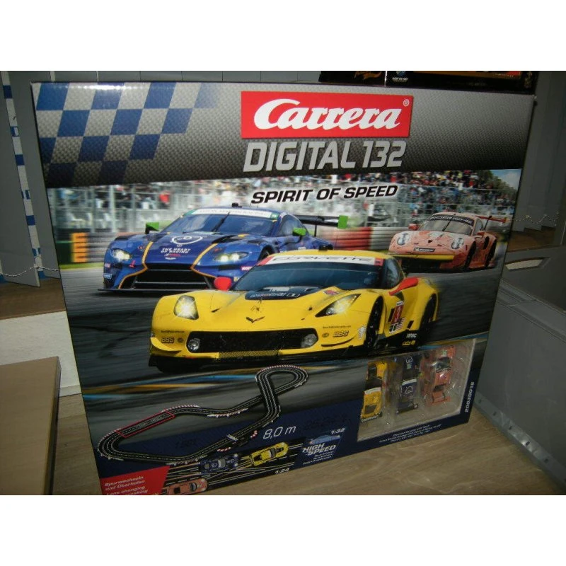 Carrera Digital 132 Spirit of Speed mit Corvette C7.R, Porsche 911 RSR & Aston Martin GT3