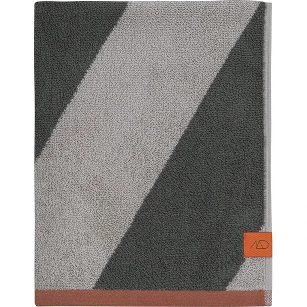 Mette Ditmer Diagonal Handtuch Dark Olive 50x90 cm