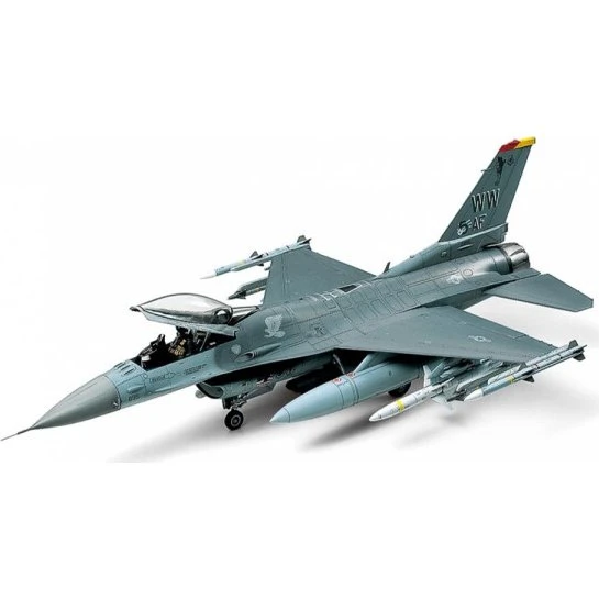 Tamiya 1:48 F-16CJ Fighting Falcon Bausatz