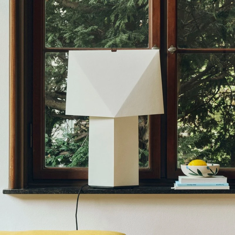 HAY Aplat Tischlampe, Weiß, Seidenpapier, 44 cm, E14