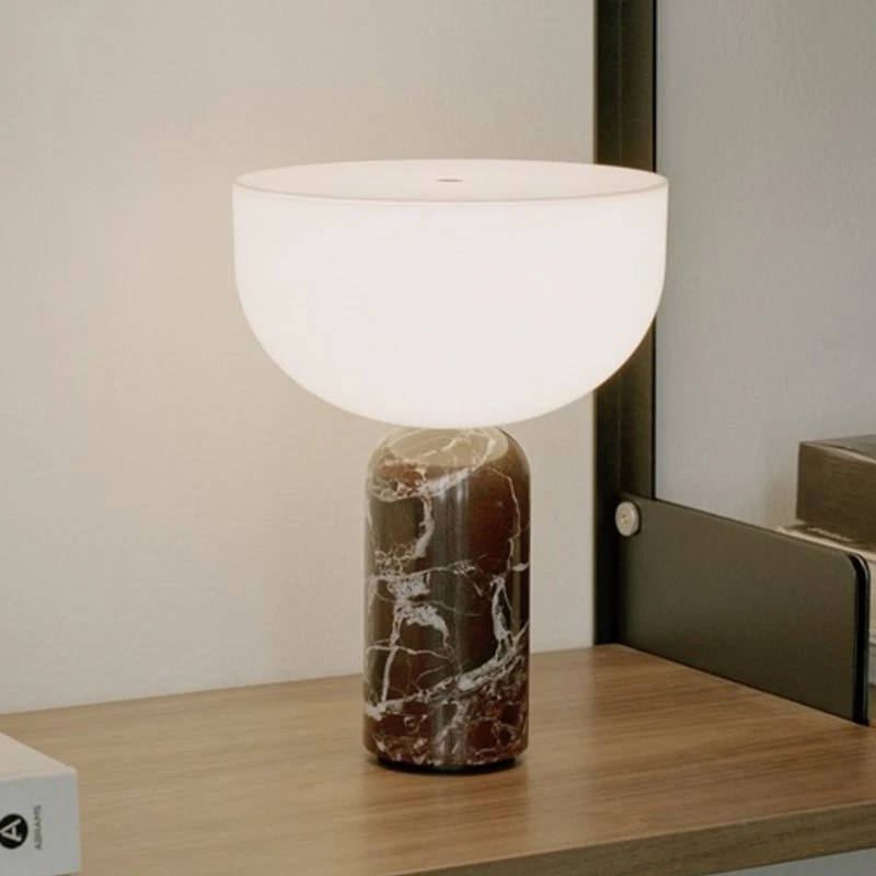New Works Kizu Portable Akku-Tischleuchte Rosso Levanto