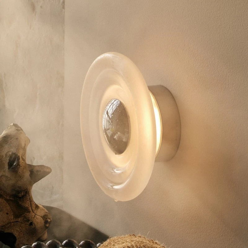 Tom Dixon Press Sphere Mini LED-Wandlampe, gefrostet, Ø 22 cm